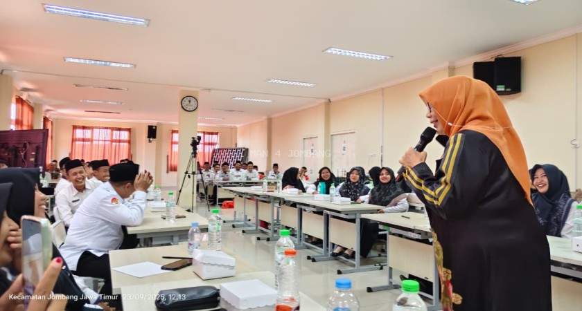 Seminar Parenting MAN 4 Jombang PP. Mamba’ul Ma’arif, Wujudkan Rumah Harmonis Ciptakan Madrasah Humanis