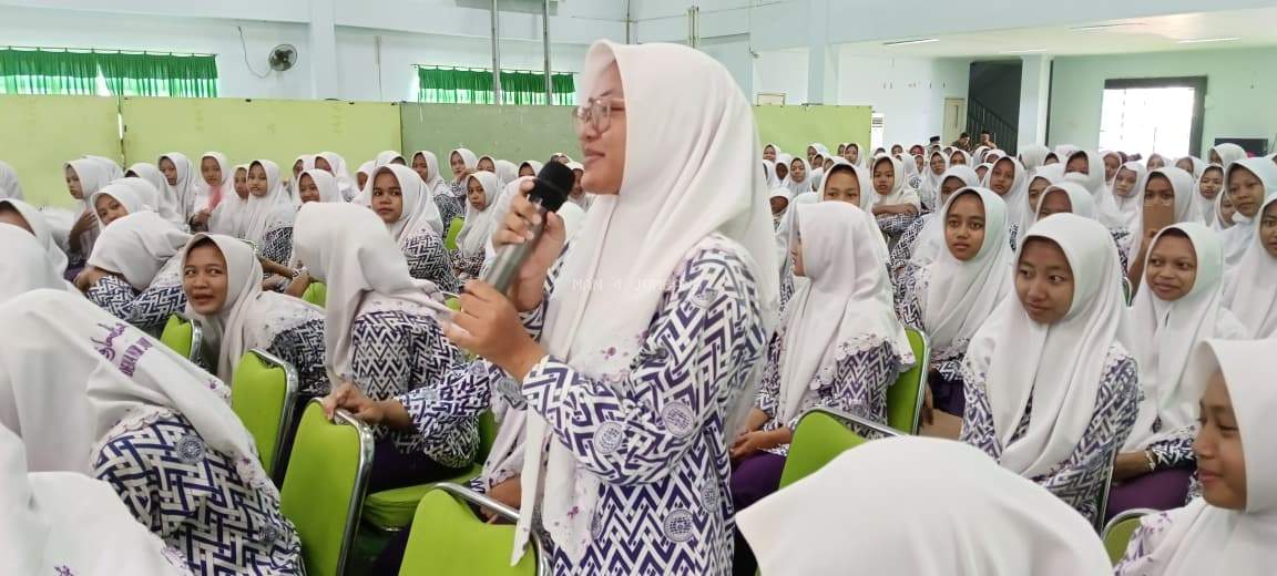 Sosialisasi SPMB dan SNMB 2026, Siswa MTsN 4 Jombang Antusias Pilih MAN 4 Jombang 