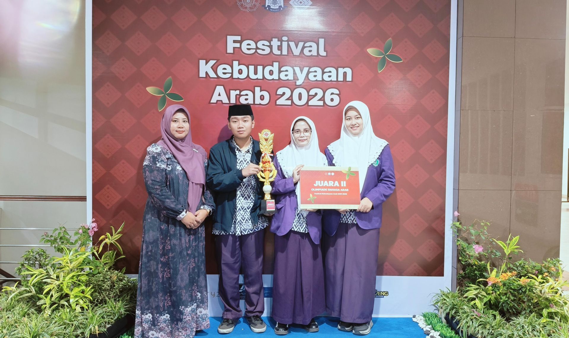 Sehari Sebelum TKA, Tim MAN 4 Jombang Raih Juara II Olimpiade Bahasa Arab Nasional di UGM